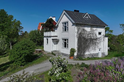 Villa in Saltsjöbaden, Nacka Municipality