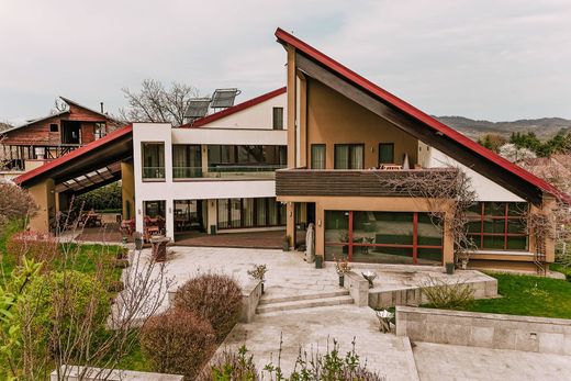Vrijstaand huis in Breaza, Oraş Breaza