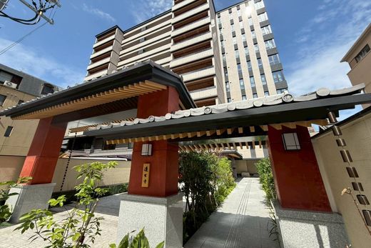 Apartment / Etagenwohnung in Kyōto, Kyōto-shi