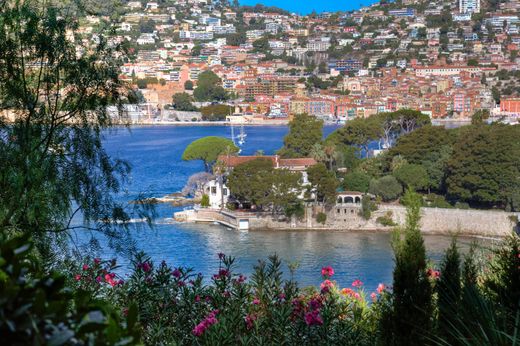 Saint-Jean-Cap-Ferrat, Alpes-Maritimesのアパートメント