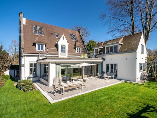 Detached House in Uccle, Bruxelles-Capitale