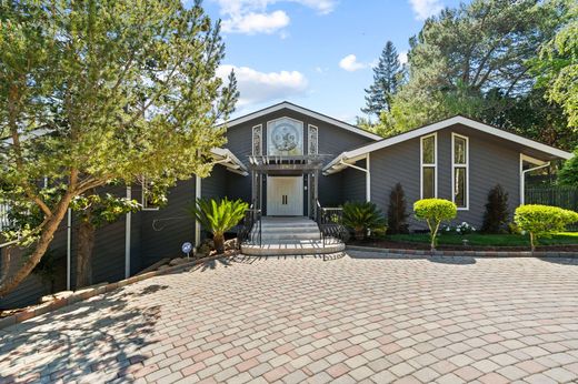Detached House in Los Altos Hills, Santa Clara County