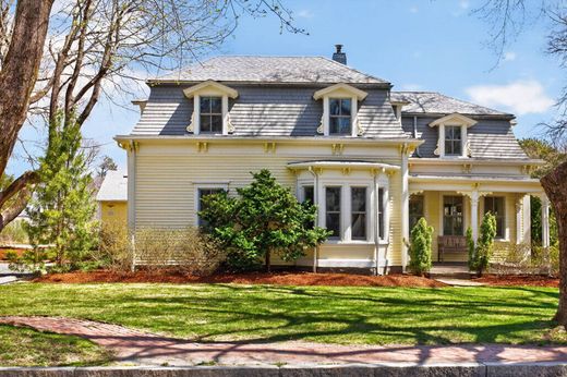 Detached House in East Falmouth, Barnstable County
