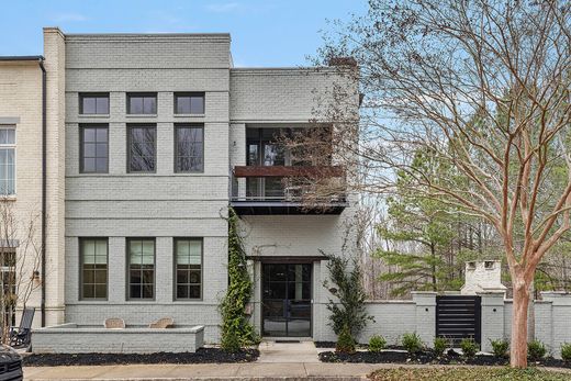 Townhouse in Chattahoochee Hills, Fulton County