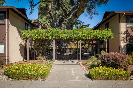 Apartment in Menlo Park, San Mateo County