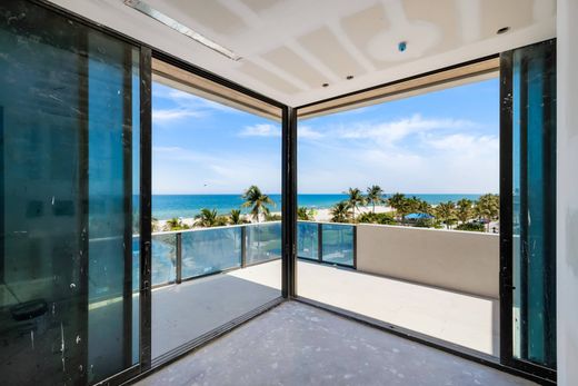 Townhouse in Pompano Beach, Broward County