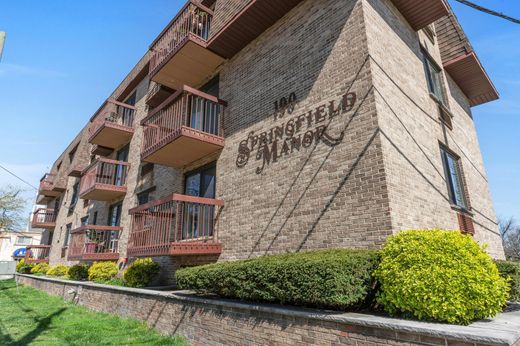 Apartment in Springfield, Union County