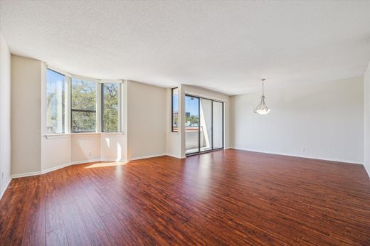Apartment in Houston, Harris County