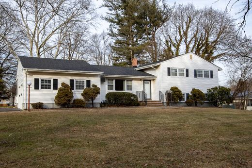 Dom jednorodzinny w Tinton Falls, Monmouth County