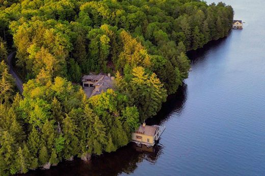Detached House in Seguin Falls, Parry Sound District