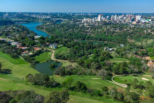 Участок, Hernandarias, Departamento del Alto Paraná