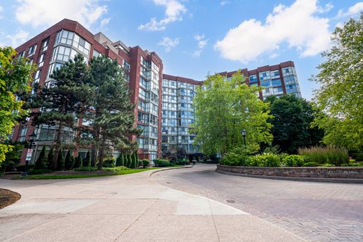 Apartment / Etagenwohnung in Toronto, Ontario