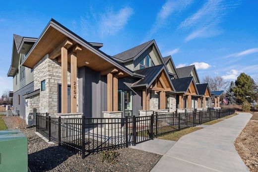 Townhouse in Eagle, Ada County