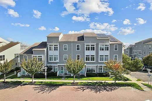 Luxury home in Far Rockaway, Queens