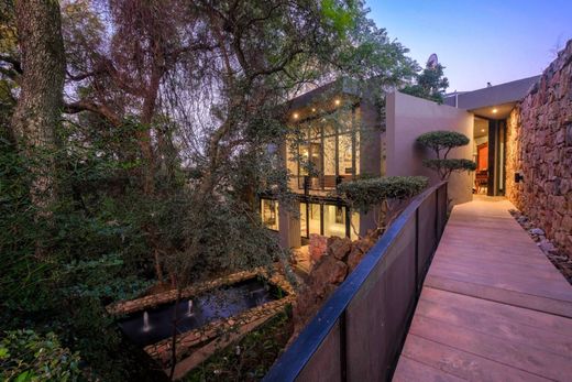 Dom jednorodzinny w Johannesburg, City of Johannesburg Metropolitan Municipality