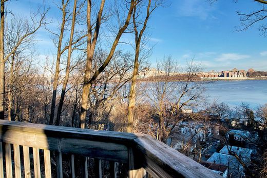 Einfamilienhaus in Fort Lee, Bergen County