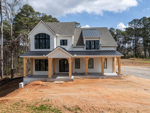 Detached House in Milton, Fulton County