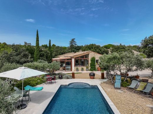 Einfamilienhaus in Gordes, Vaucluse