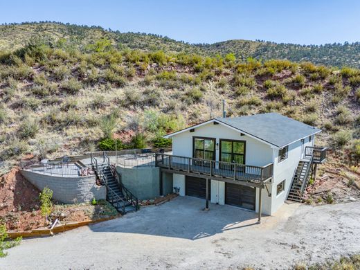 Luxury home in Lyons, Boulder County