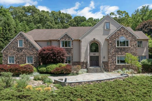 Detached House in Franklin Lakes, Bergen County