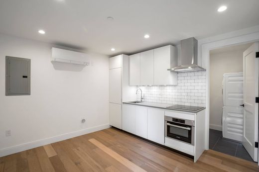 Apartment / Etagenwohnung in Boston, Suffolk County