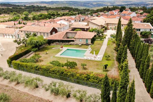 Country House in Mirandela, Bragança