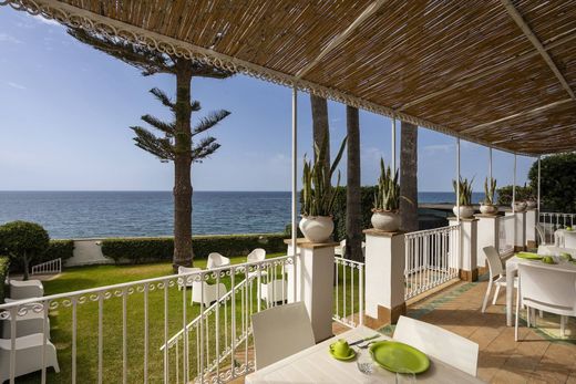 Villa in Syracuse, Sicily