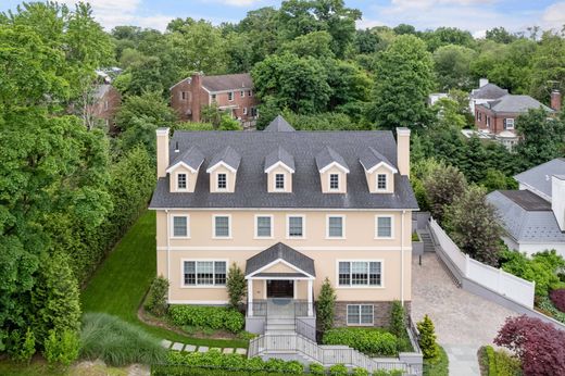 Detached House in Bronxdale, Bronx County