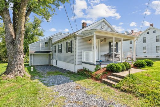 Detached House in Adamstown, Frederick County