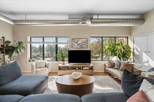 Apartment in Denver, Denver County