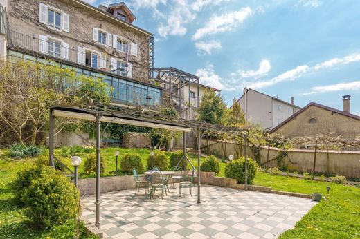 Stadswoning in Gex, Ain