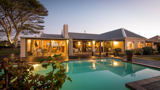 Country House in Oyster Bay, Sarah Baartman District Municipality