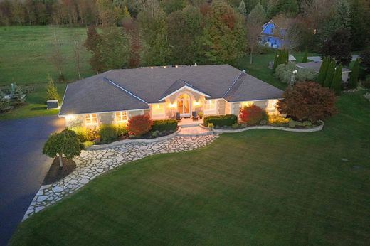 Detached House in Meaford, Ontario
