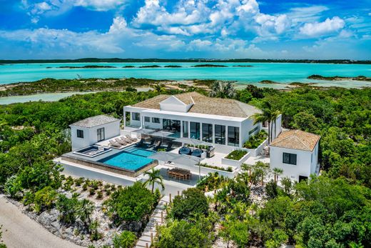 Detached House in Chalk Sound, Providenciales