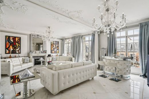 Apartment / Etagenwohnung in Monceau, Courcelles, Ternes, Paris