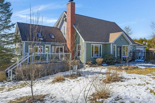 Detached House in Oak Bay, New Brunswick