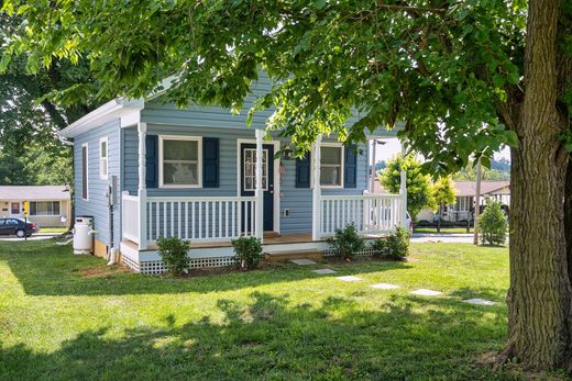 Casa en Charles Town, Jefferson County