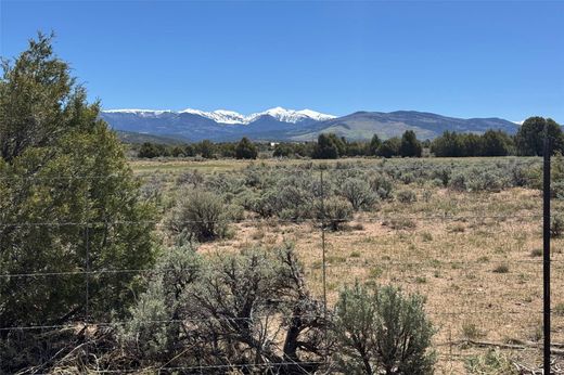 Grond in Truchas, Rio Arriba County