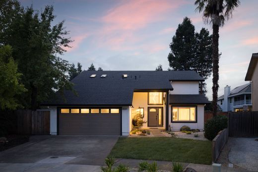 Vrijstaand huis in Napa, Napa County