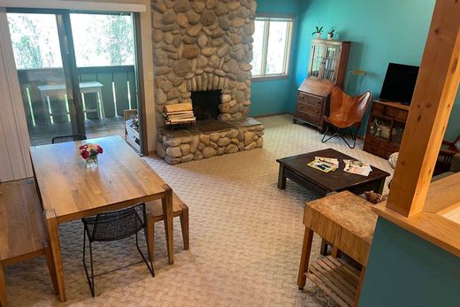 Apartment in Wilson, Teton County