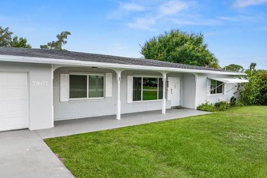 Einfamilienhaus in Fort Pierce, Saint Lucie County