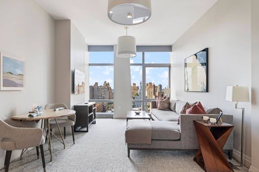 ニューヨーク, ニューヨーク州のアパートメント