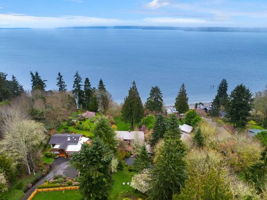 Luxury home in Bainbridge Island, Kitsap County