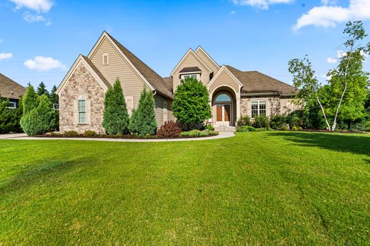 Detached House in Brookfield, Waukesha County