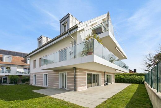 Apartment in Etoy, Morges District