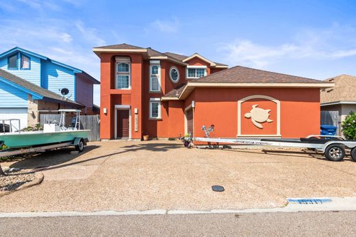 Detached House in Corpus Christi, Nueces County
