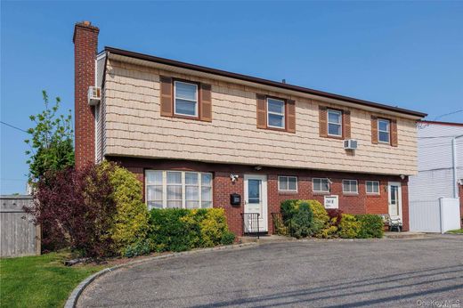 Einfamilienhaus in Oceanside, Nassau County