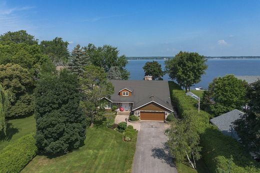 Vrijstaand huis in L'Île-Bizard-Sainte-Geneviève, City of Montréal