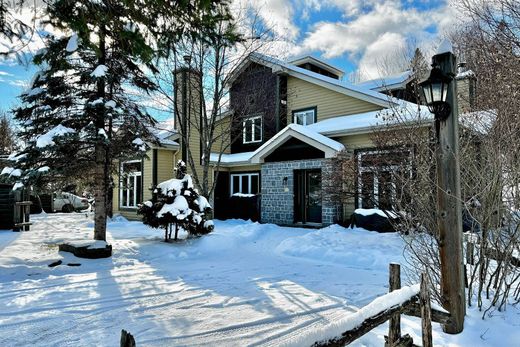 Piso / Apartamento en Mont-Tremblant, Laurentides