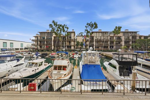 Apartment in Long Beach, Los Angeles County